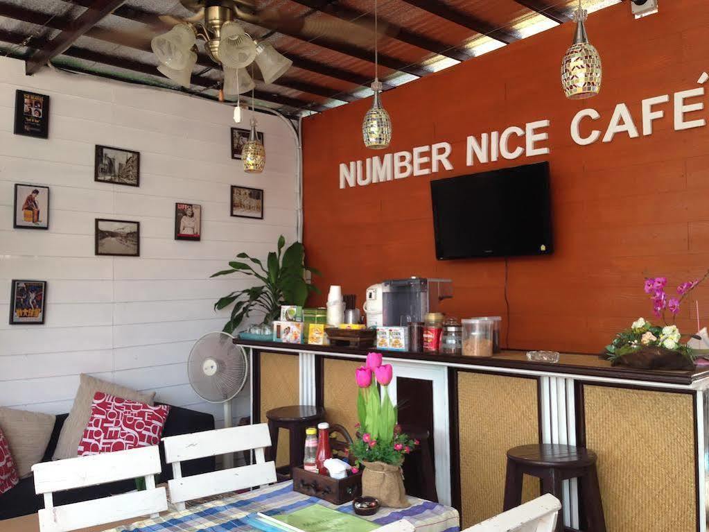 Number Nice House Hotel เชียงใหม่ ภายนอก รูปภาพ